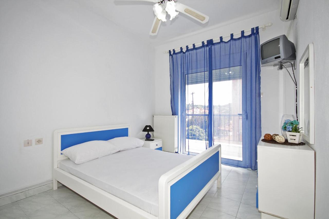 פירגדיקיה Hotel Elena מראה חיצוני תמונה