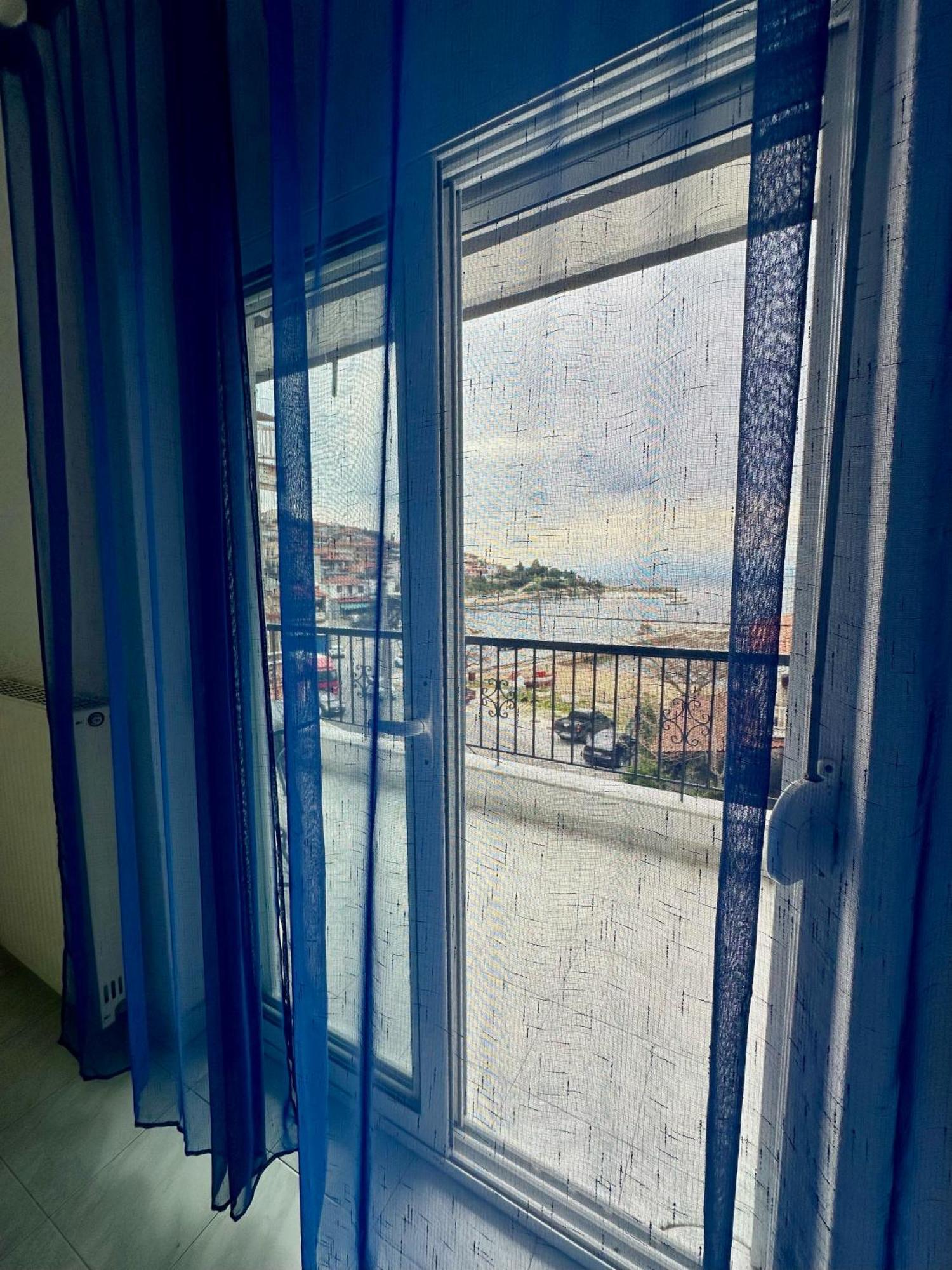 פירגדיקיה Hotel Elena מראה חיצוני תמונה