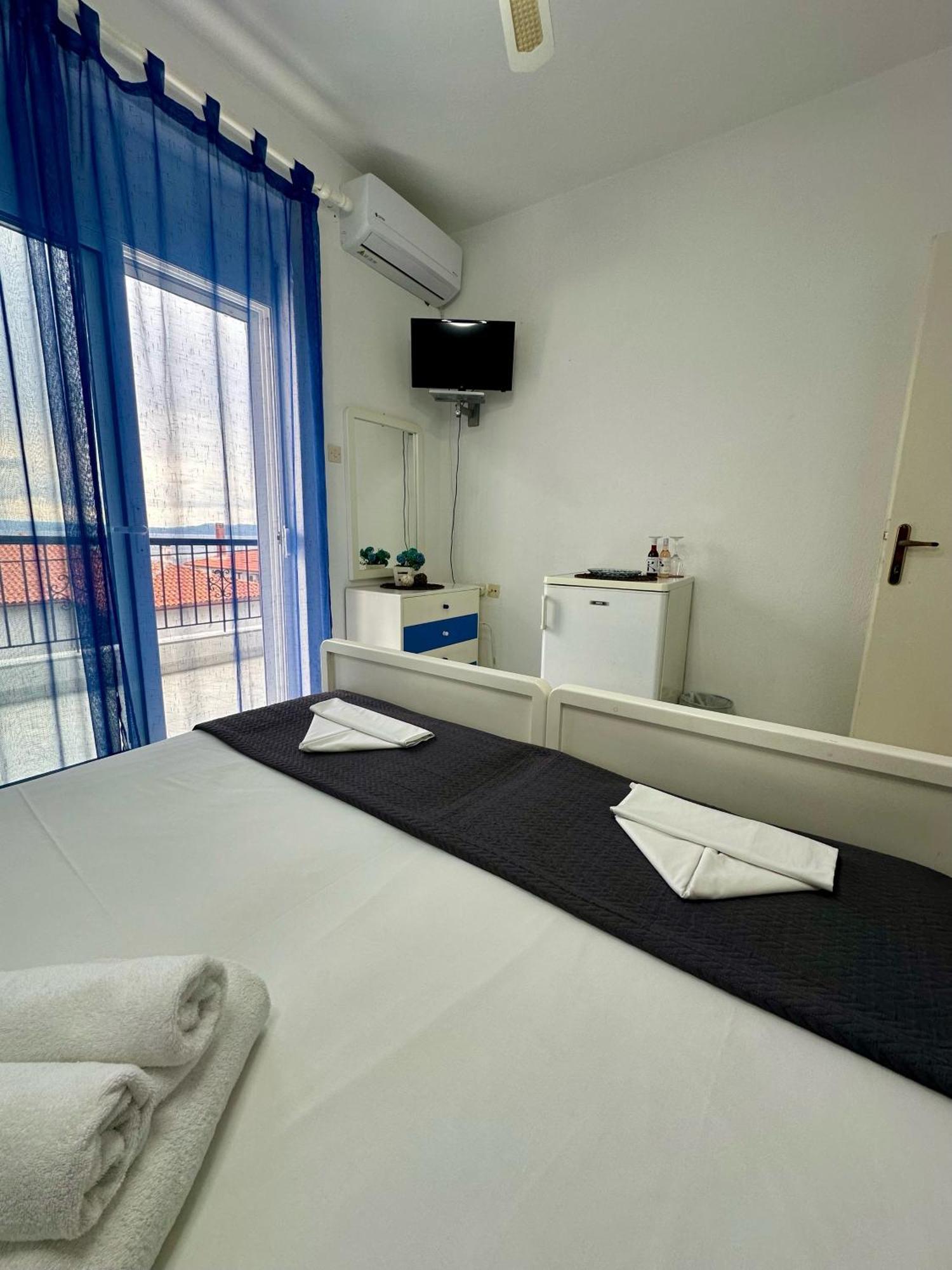 פירגדיקיה Hotel Elena מראה חיצוני תמונה